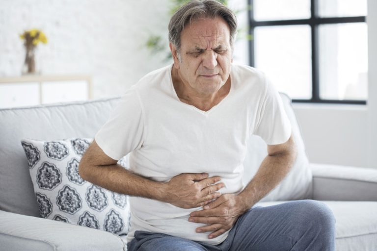 5 Early Warning Signs of Colon Cancer